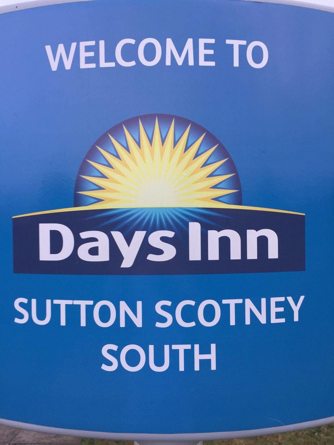 Days Inn Sutton Scotney South Dış mekan fotoğraf
