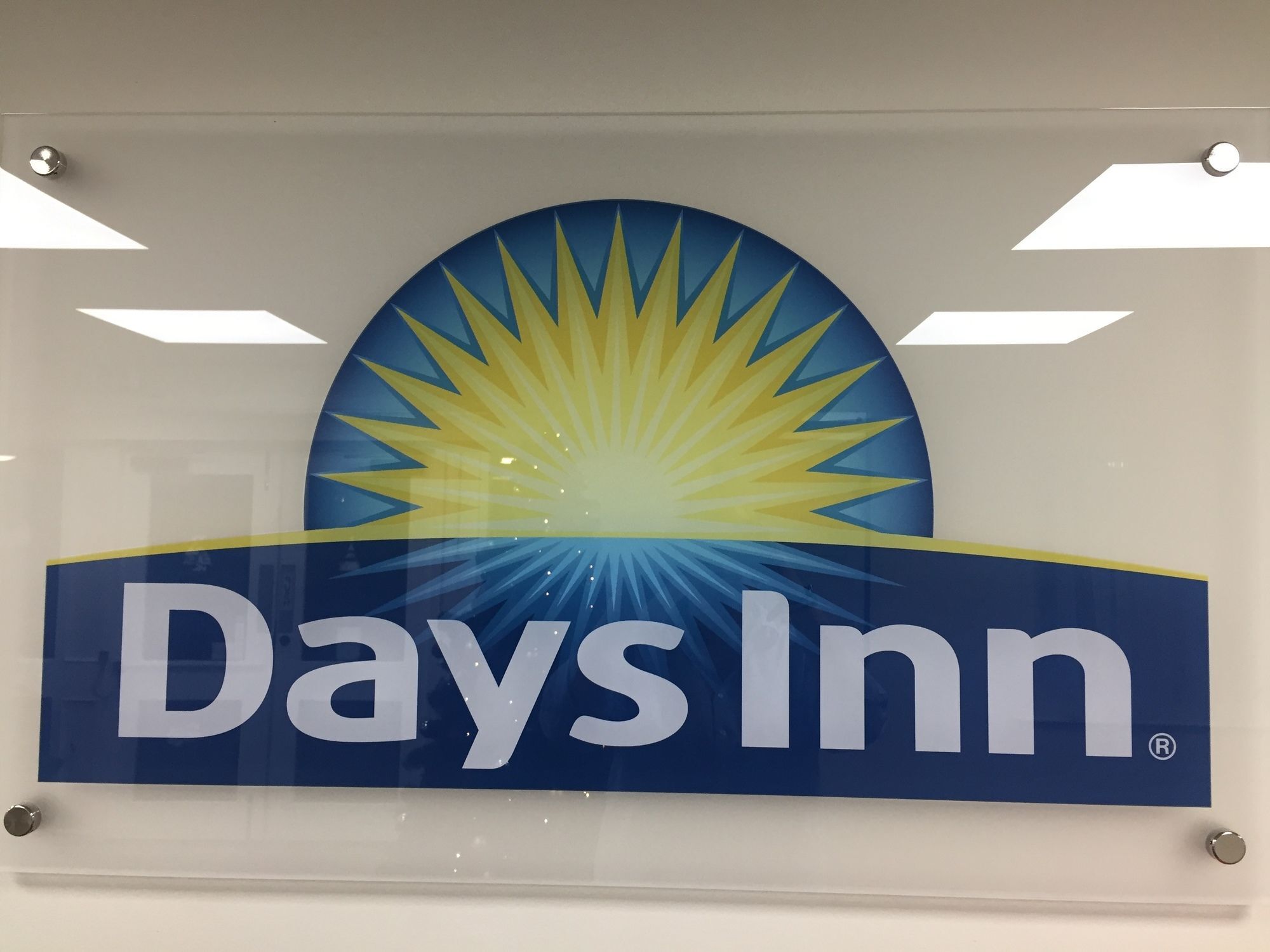 Days Inn Sutton Scotney South Dış mekan fotoğraf